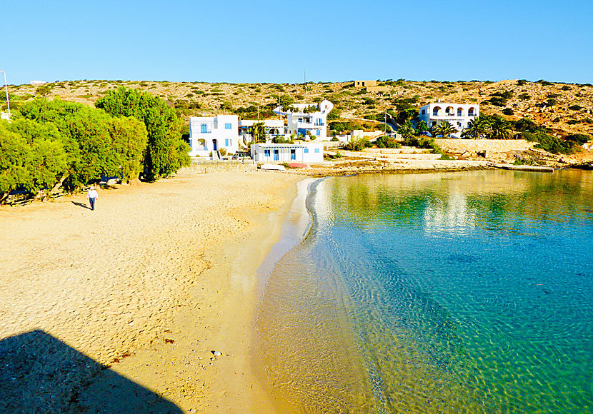 The best sandy beach on Iraklia is the one in the port.