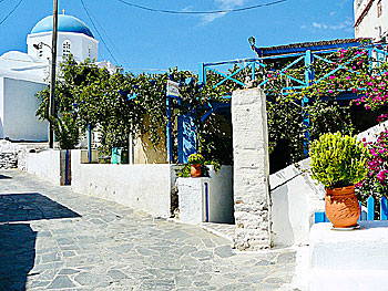 The villages Panagia and Chora on Iraklia.