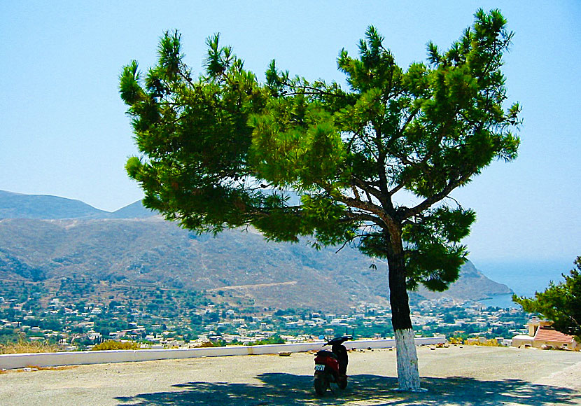From Agios Panteleimon there is a very beautiful view of the villages of Panormos and Kantouni on Kalymnos.