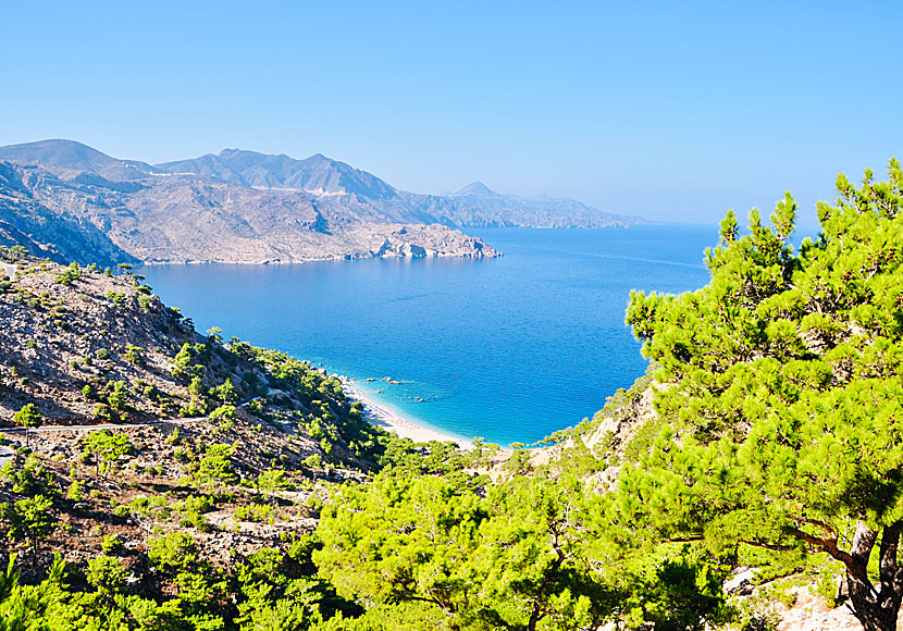 Looking out over Apella beach, the sea and the mountains is like meditating.