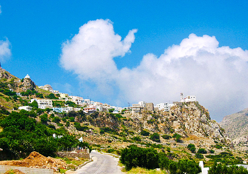 The beautiful mountain village of Menetes is located on Karpathos seven kilometers west of Pigadia.