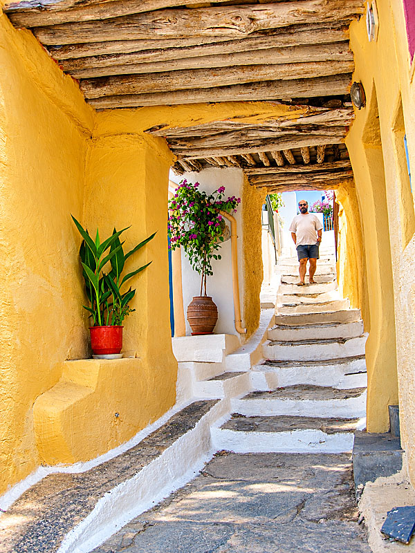 One of many narrow, colorful, vaulted alleys in Chora.