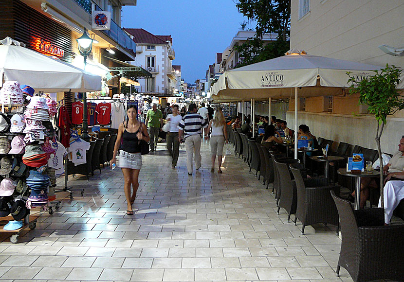 Kefalonia. Tavernas in Argostoli.