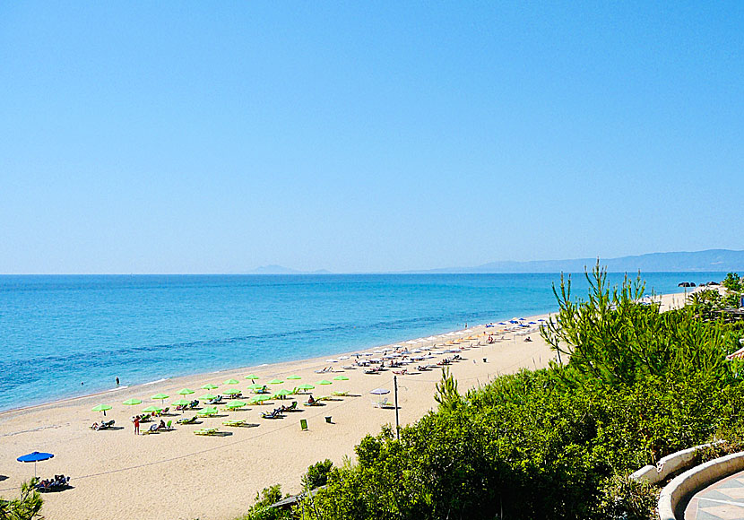 Don't miss Skala beach when you travel to Lourdas and Lourdata in Kefalonia.