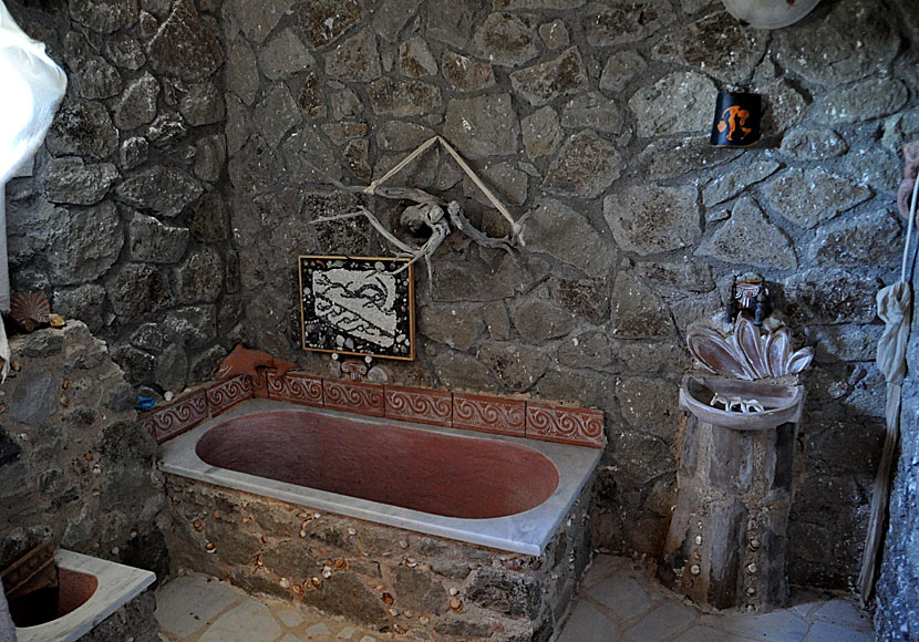 A bathroom that is believed to have looked like it did in ancient Greece.