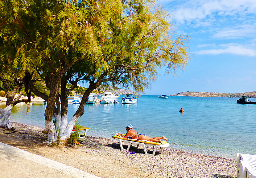 There are shaded tamarisk and sunbeds on Blefoutis beach on Leros island