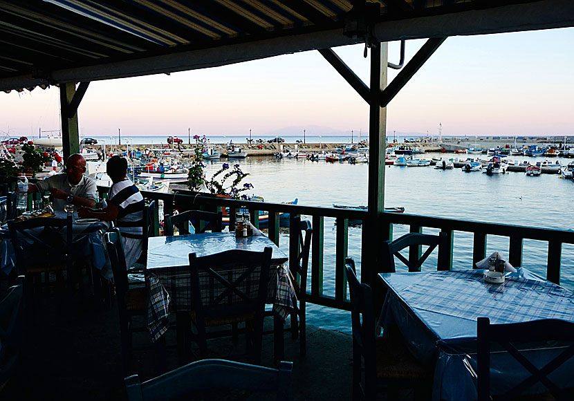 The port in Plomari is very pleasant and perfect for having lunch at one of the tavernas.