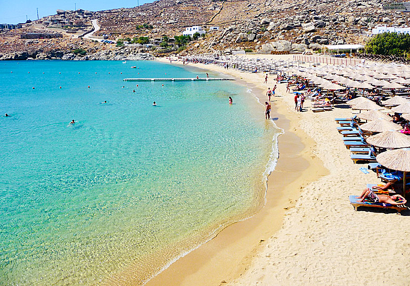 The best beaches on Mykonos. Super Paradise beach.