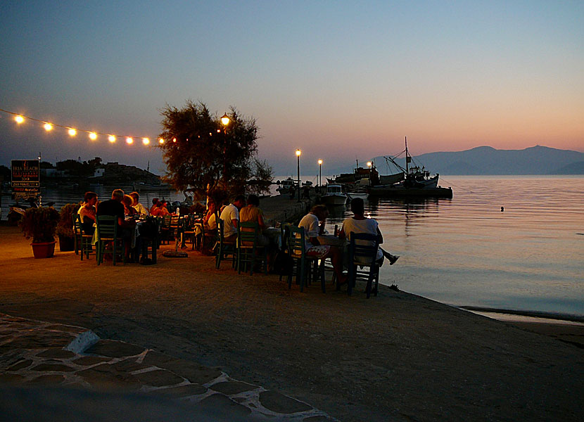 Good tavernas and restaurants at Agia Anna beach on Naxos.