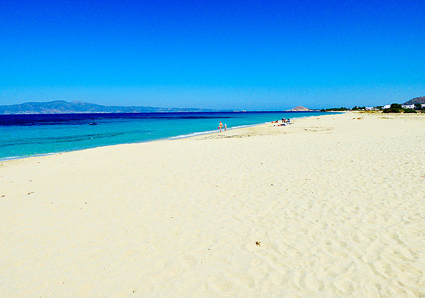 Glyfada beach is located after Kastraki beach on the west coast of Naxos.