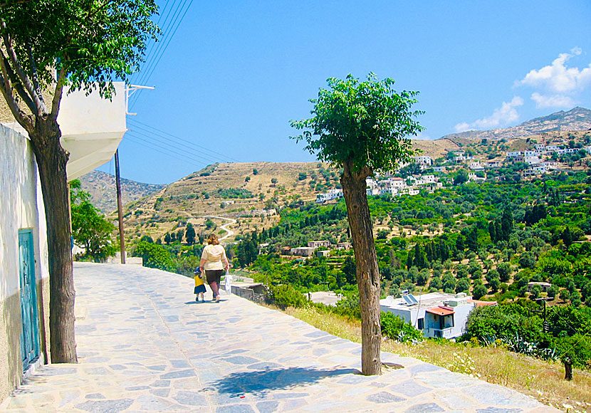 Kourounochori in Naxos seen from Melanes.