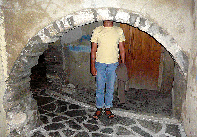 Fine arches in the old parts of Naxos town.