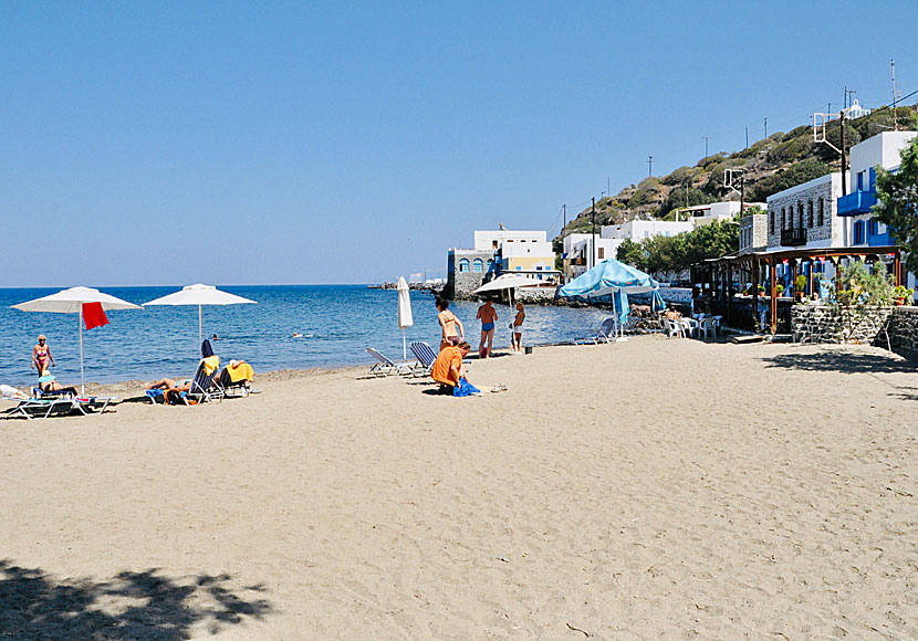 The best beaches on Nisyros. Mandraki village beach.