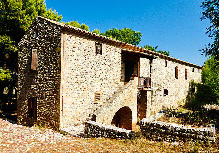 Niokastro Museum, or The Archaeological Museum of Pylos.