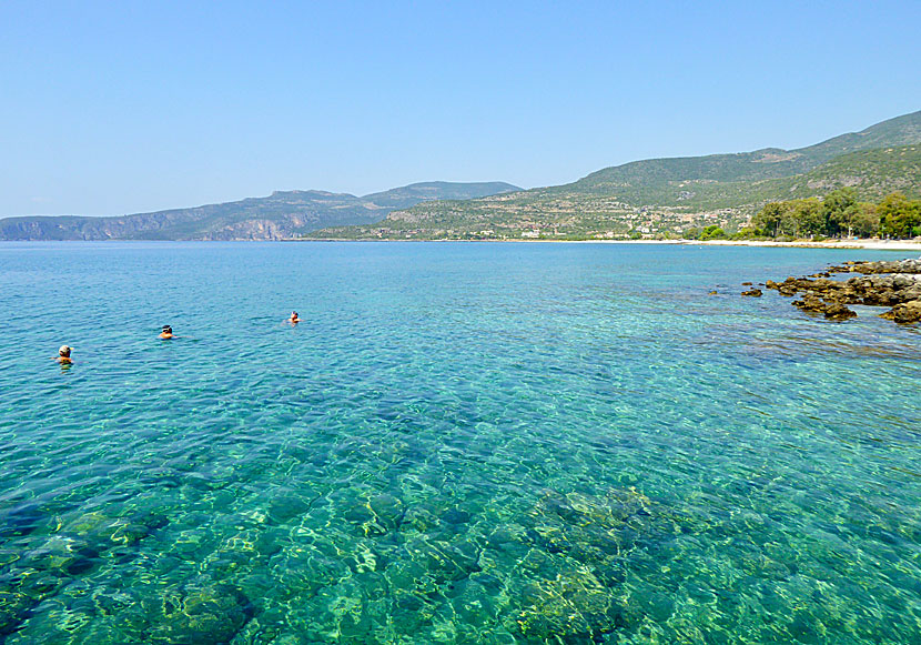 Snorkeling at Ritsa beach and Kardamili beach.