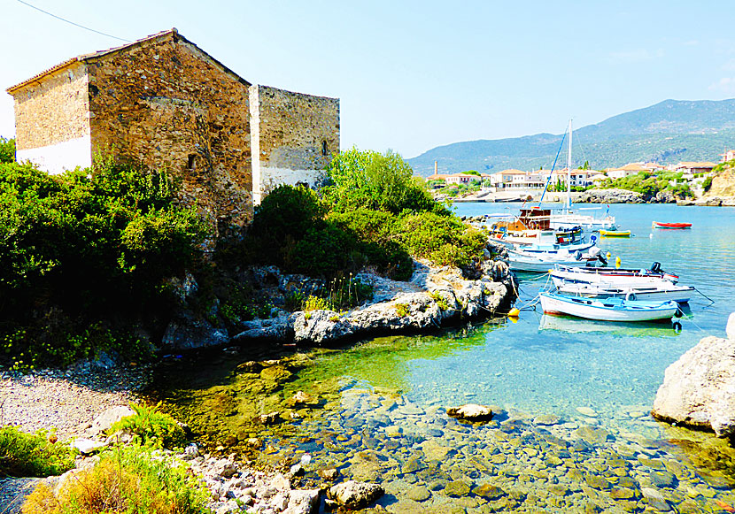 The customs house in the port of Kardamyli.