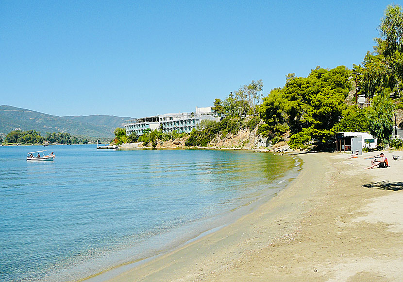 The best beaches on Hydra. Mikro Neorion beach.