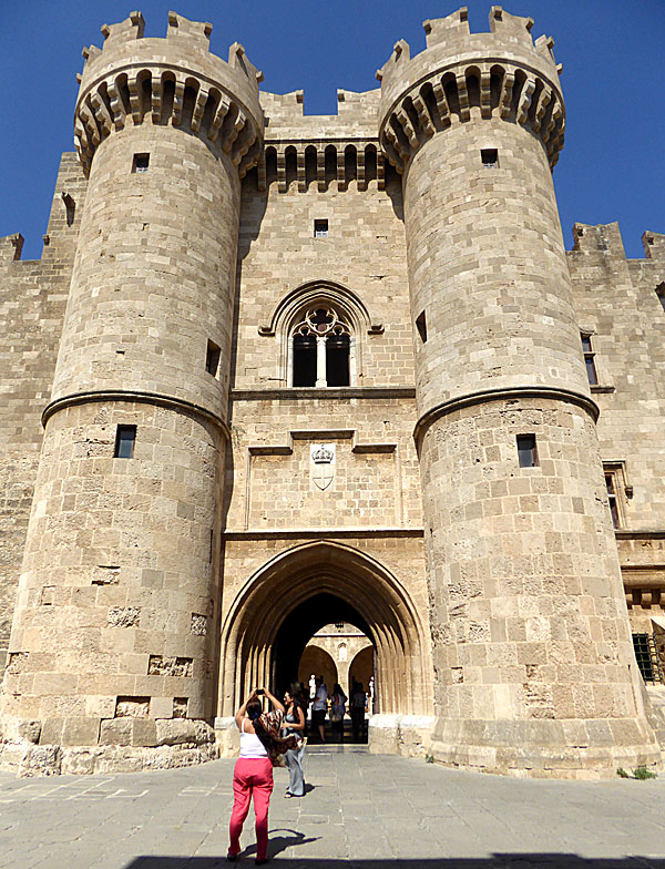 The grand entrance to the Grand Master's palace.