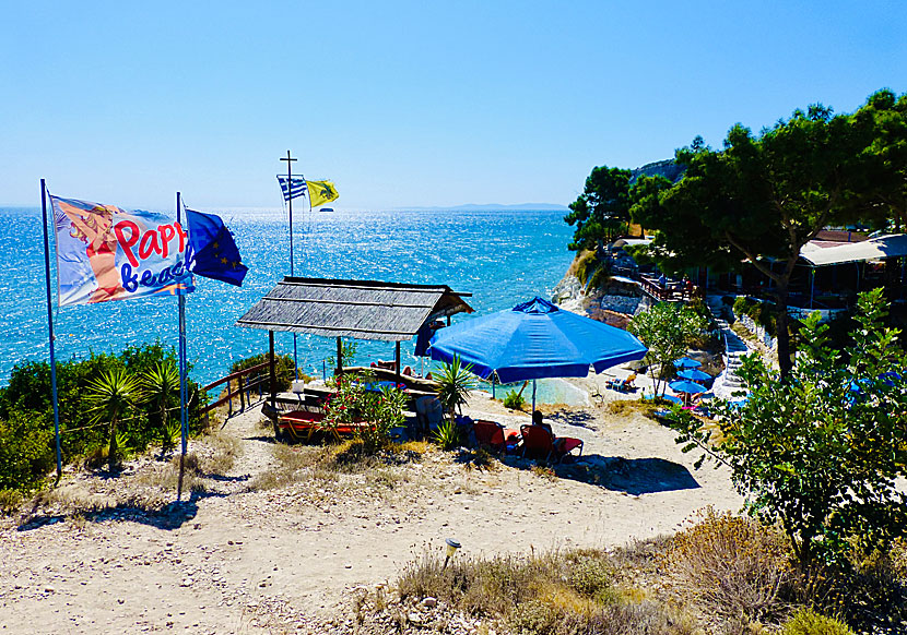 The path down to Pappa beach.