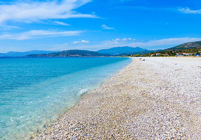 The best beaches in Samos. Mykali beach.