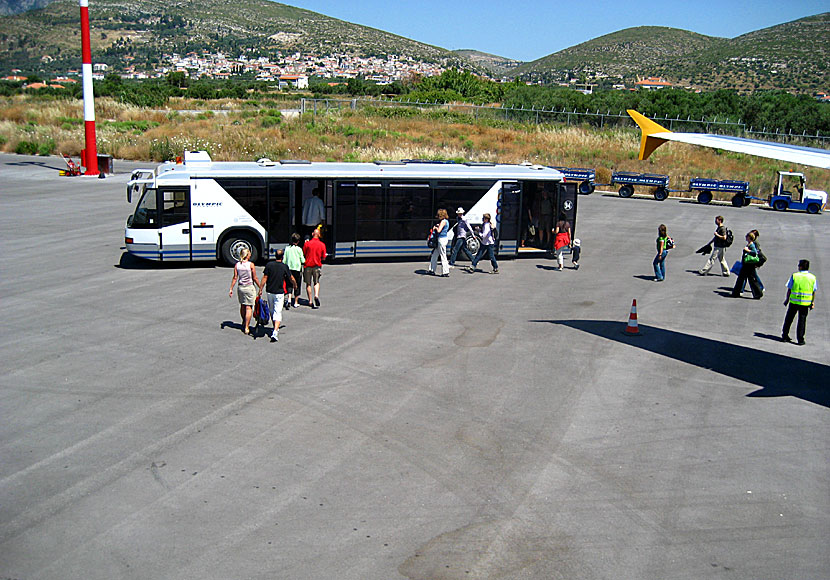The airport and the village of Chora in Samos. 