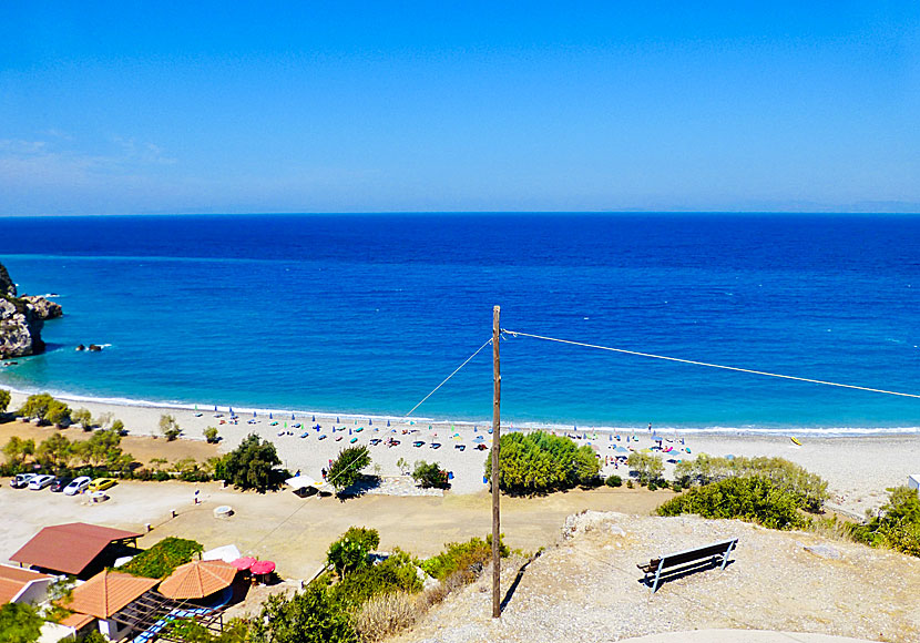 Tsabou beach is close to Lemonakia, Tsamadou and Kokkari beaches.