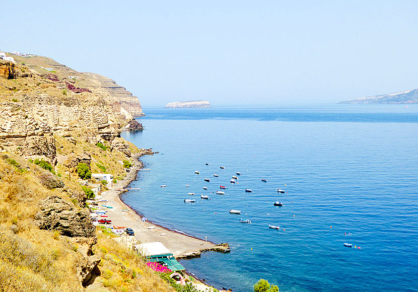 Santorini Dive Center. Caldera beach.