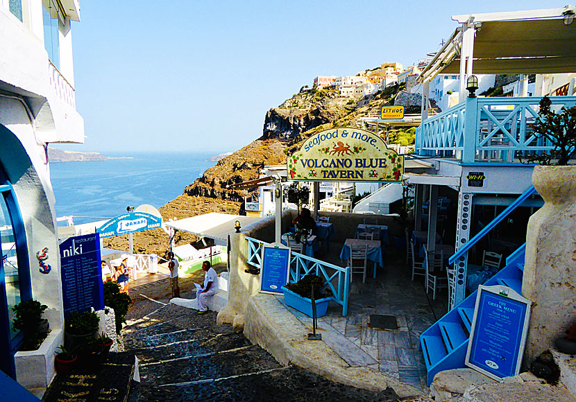 Tavernas in Fira. Santorini.