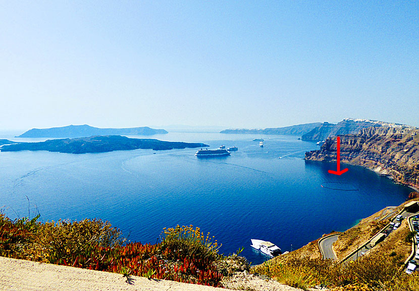 Sea Diamond sank on April 6 2007 in the Caldera of Santorini.