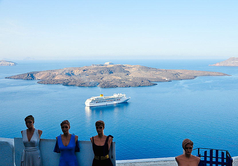 Volcanoes Nea Kameni and Palia Kameni seen from Fira.