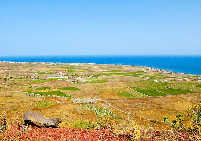 Katharos beach is a few kilometers north of Oia. If you live in Oia, Katharos is the closest beach, if you don't count the rock beach in Amoudia.