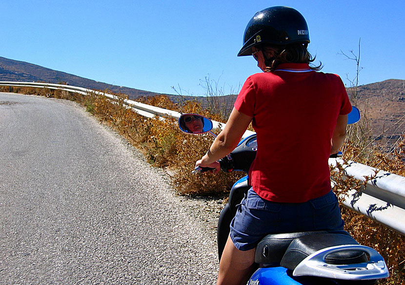 Rent scooters and cars in Serifos.