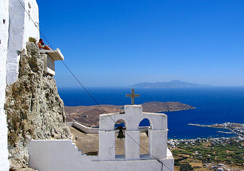 Churches and chapels in Kastro and Chora on Serifos.