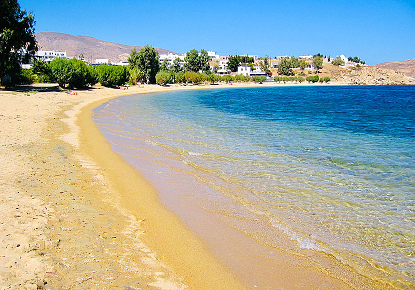 The best beaches on Serifos. Livadaki beach.