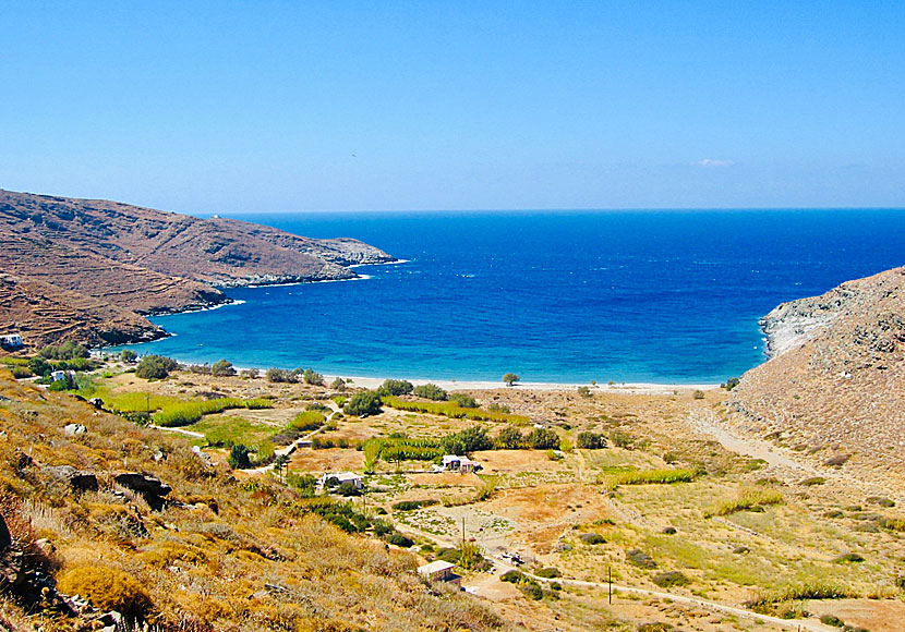 Sikamia beach is a good end to the hike around Serifos.