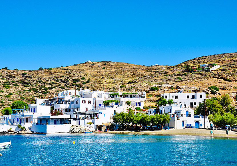 Aperanto in Faros on Sifnos is one of the best hotels in the Cyclades.