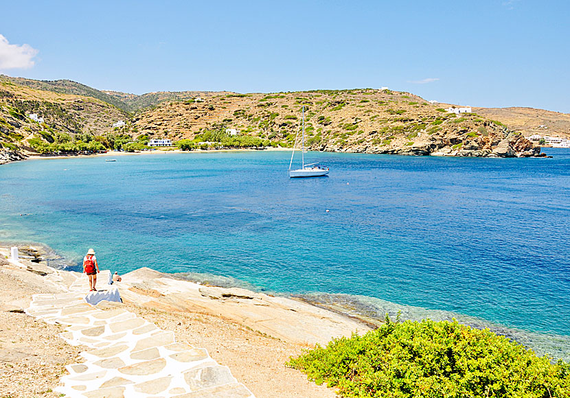 Apokofto beach and the monastery of Chrisopigi are within walking distance from the village of Faros.