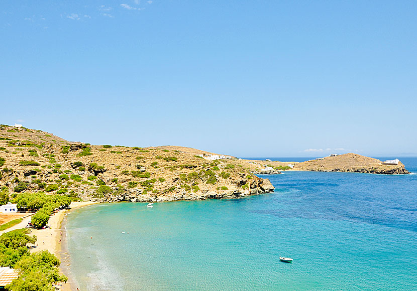 The beach in Apokofto on Sifnos.