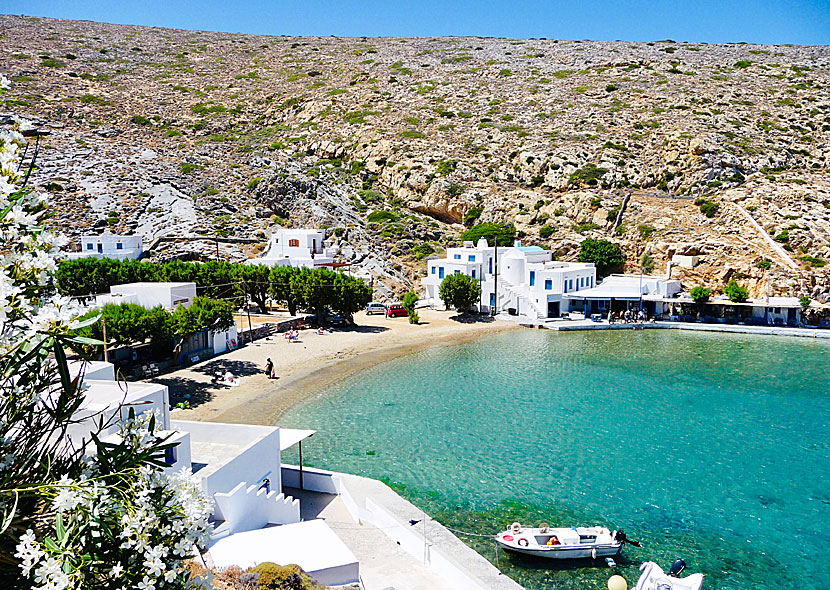 Heronissos beach on Sifnos.