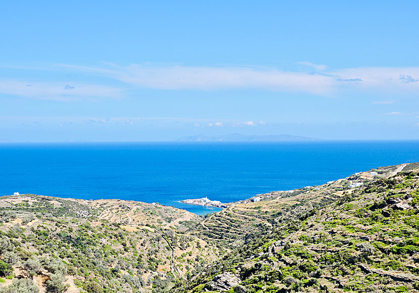 The pleasant hike to Chrisopigi Monastery on Sifnos.