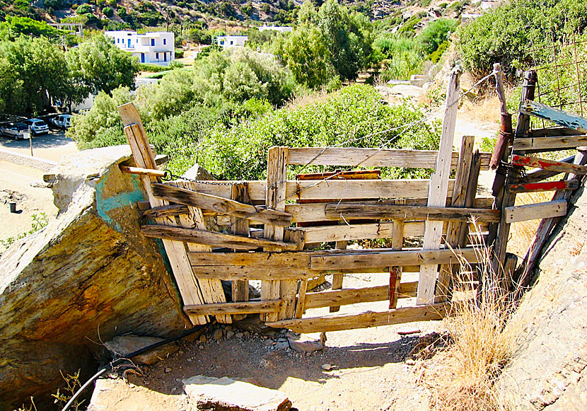 Sifnos, Amorgos, Folegandros, Kea, Tilos and Crete are the best Greek islands if you want to hike.