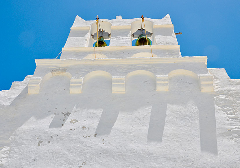 The magnificent church in Kastro on Sifnos. 