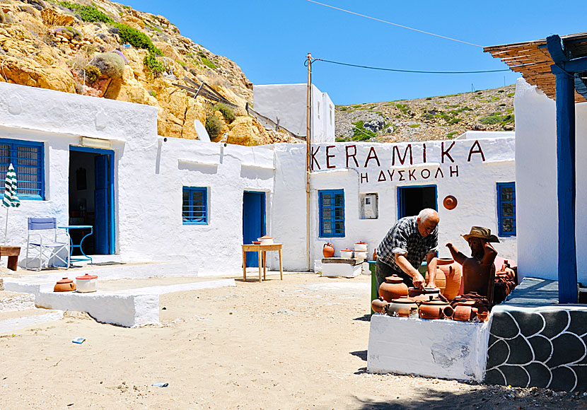 Kostas Depastas and his ceramics workshop in Heronissos.