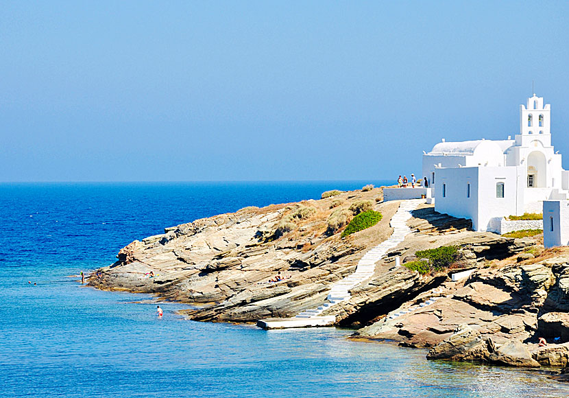 The monastery of Chrisopigi and the rock bath on Sifnos.