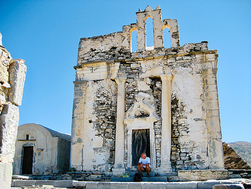 The temple and church Episkopi at Sikinos in Greece.