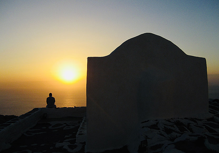The sunset over Folegandros seen from the monastery of Zoodochos Pigi on Sikinos.