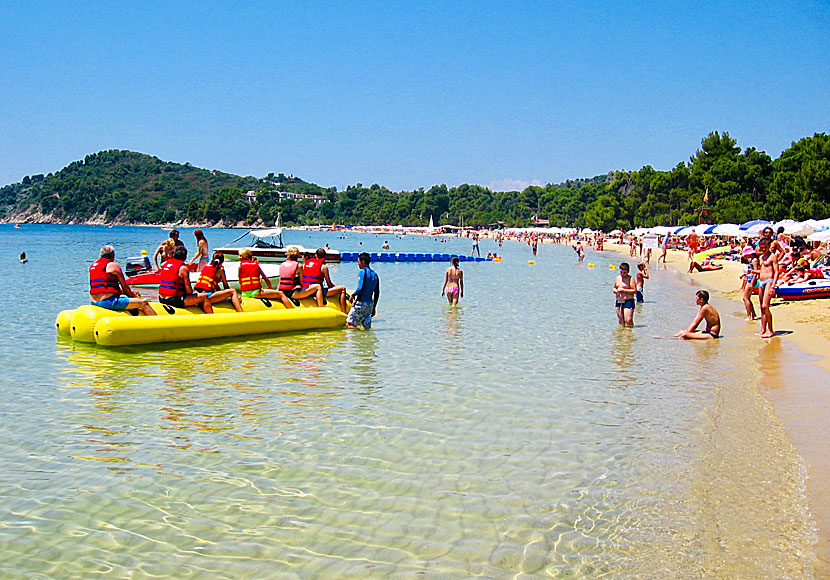 There are plenty of water sports toys to have fun with in Koukounaries beach.