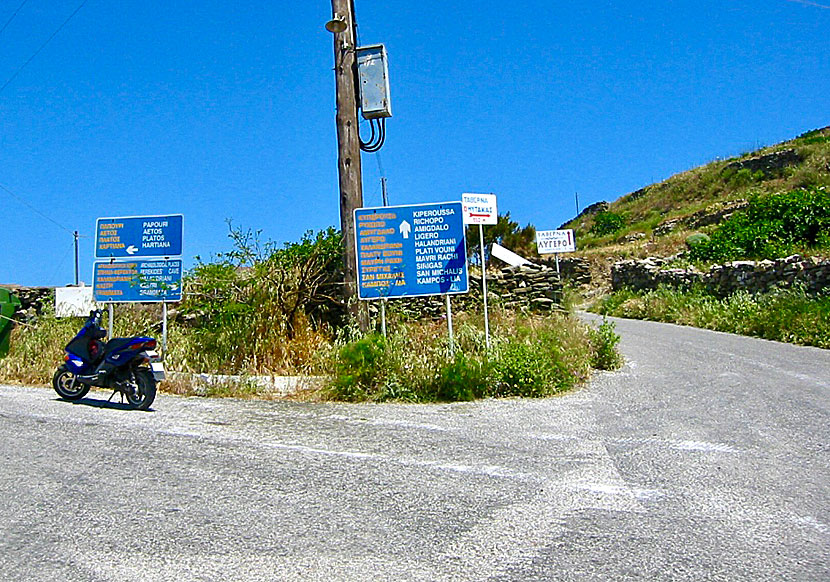 Syos is a small island and is very nice to discover by a moto bike.