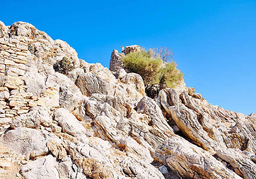 Above the village is an old Kastro (castle/fortress) where the villagers hid from pirates.