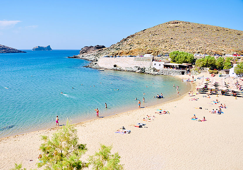 The best beaches on Tinos. Mikri Kolymbithra beach.